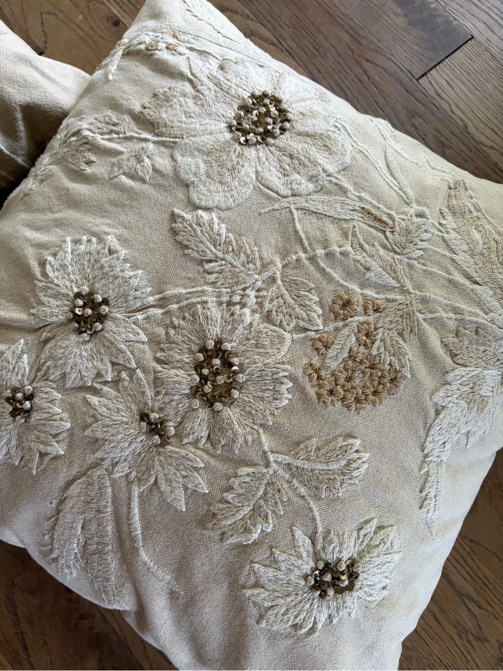 SET 2 Pottery Barn Corin Embroidered Pillow natural Pillows with down inserts